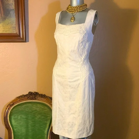 David Meister Dresses | David Meister White Sheath Lace Dress. Sz 6 | Color: White | Size: 6 | Bonaespinoza123'S Closet